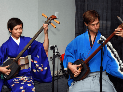 traditional japanese instrument shamisen